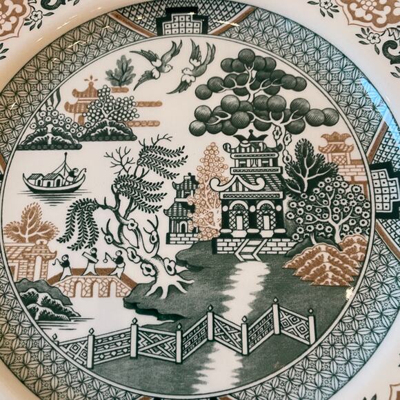 Royal Stafford Dinner Plates 11in Green & Gold Willow Pagoda Set of 4 New - Picture 13 of 16